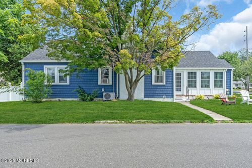 99 River Ct, Belmar, NJ, 07719-2888 | Card Image