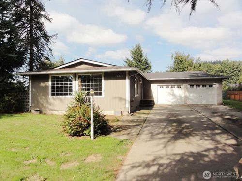 11305 58th Street Ct E, Puyallup, WA, 98372-2726 | Card Image