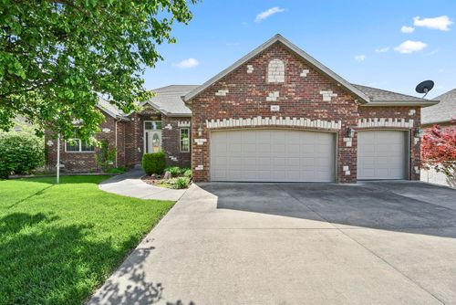 912 E Welch St, Nixa, MO, 65714-8964 | Card Image