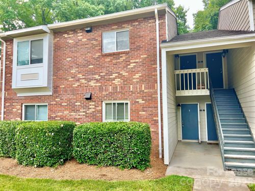 i-2901 Heathstead Pl, Charlotte, NC, 28210-7156 | Card Image