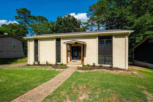 2209 Breckenridge Dr, Little Rock, AR, 72227-2905 | Card Image