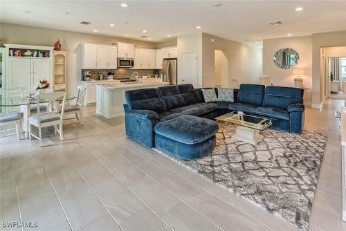 unit-707-6954 Avalon Cir, NAPLES, FL, 34112-7377 | Card Image