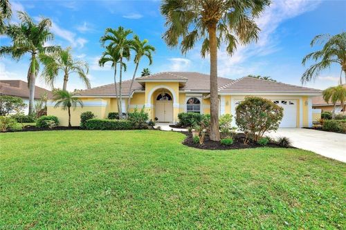 9820 Alhambra Ln, BONITA SPRINGS, FL, 34135-2812 | Card Image