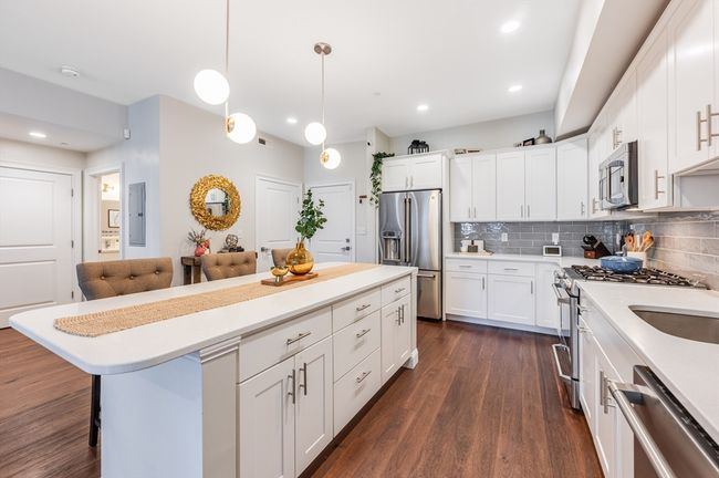 UNIT-311 - 170 W Broadway, Condo with 2 bedrooms, 2 bathrooms and null parking in Boston MA | Image 4