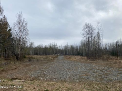 2430 S Southpark Rd, Big Lake, AK, 99623 | Card Image