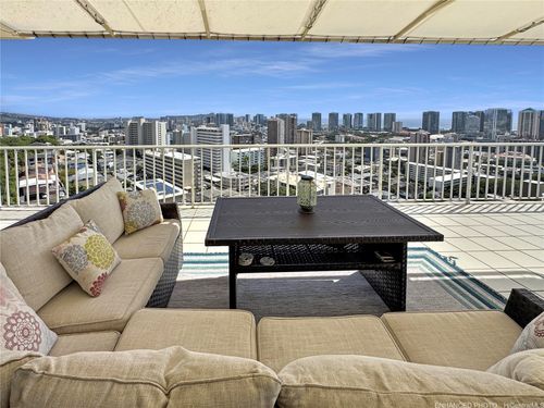 phb-666 Prospect St, Honolulu, HI, 96813-1935 | Card Image