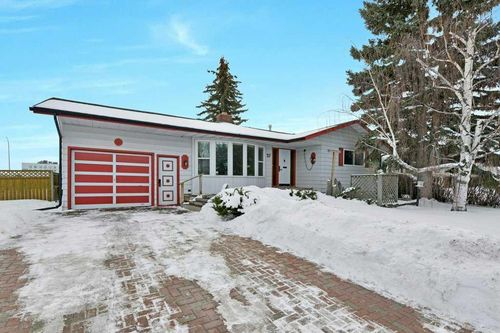 37 Wilson Cres, Red Deer, AB, T4N5V6 | Card Image