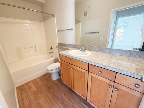 1218-13560 Technology Dr, Eden Prairie, MN, 55344-2263 | Card Image