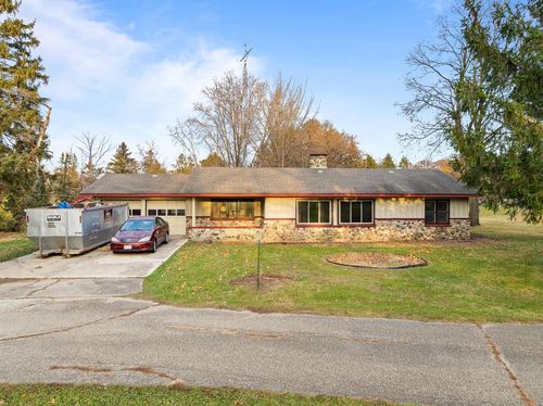 N1630 Hilltop Drive, Linn, WI, 53147 | Card Image