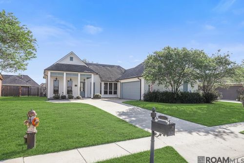 6200 Pelican Crossing, Gonzales, LA, 70737 | Card Image