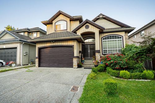 8182 145 St, Surrey, BC, V3S9J7 | Card Image