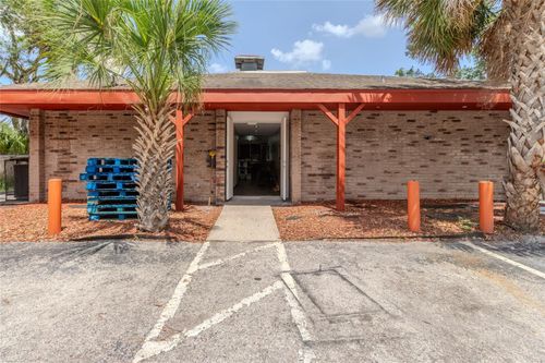 1046 Martin L King Jr Ave, LAKELAND, FL, 33805-4425 | Card Image