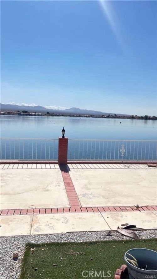 14515 Rivers Edge Rd, Helendale, CA, 92342-7608 | Card Image