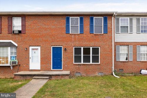 513 Buckingham Dr, STEPHENS CITY, VA, 22655-2740 | Card Image