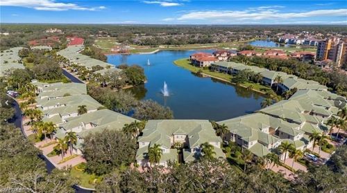 22b-600 Vintage Reserve Ln, NAPLES, FL, 34119-1380 | Card Image