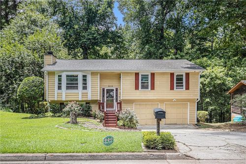 3245 Oakbrook Ln, Clarkston, GA, 30021-1004 | Card Image