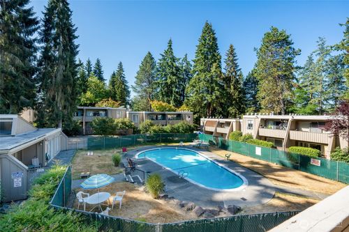 apt-d202-4811 180th St Sw, Lynnwood, WA, 98037-3635 | Card Image