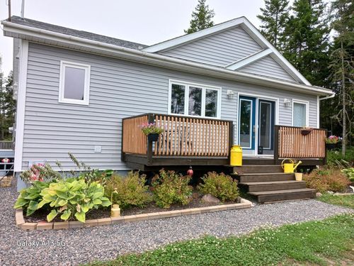 99 Cross Rd, Great Village, NS, B0M1L0 | Card Image