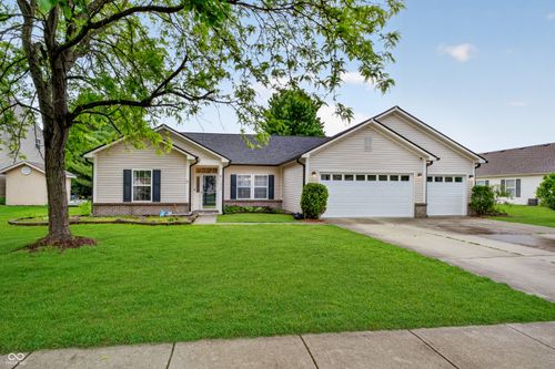 16863 Peach Ln, Noblesville, IN, 46062-4607 | Card Image