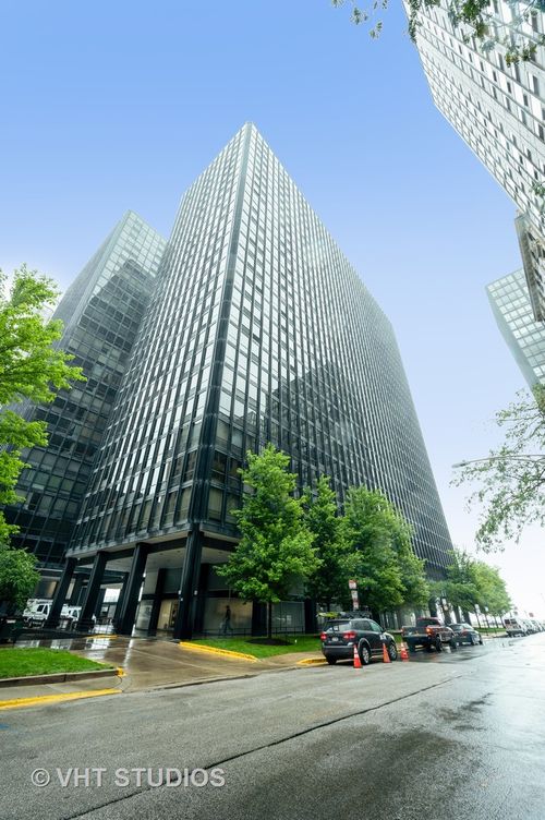 1106-900 Lake Shore Dr, Chicago, IL, 60611-1538 | Card Image