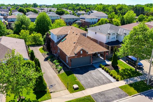 15 Zecca Dr, Guelph, ON, N1L1T1 | Card Image
