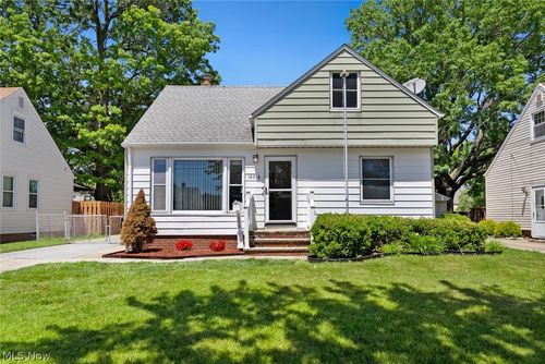16018 Muskingum Blvd, Brook Park, OH, 44142-2236 | Card Image