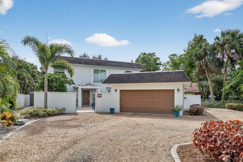 80 Se Saint Lucie Blvd, Stuart, FL, 34996-2633 | Card Image