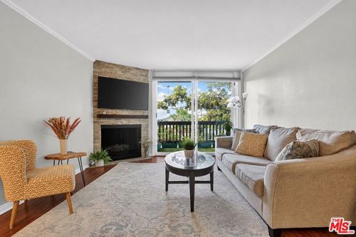 103-5003 Westpark Dr, North Hollywood, CA, 91601 | Card Image
