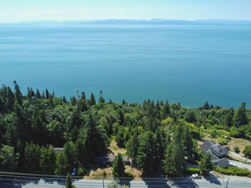 7949 Redrooffs Rd, Halfmoon Bay, BC, V7Z1C6 | Card Image