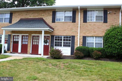 51 Garden View Ter, East Windsor, NJ, 08520-4662 | Card Image