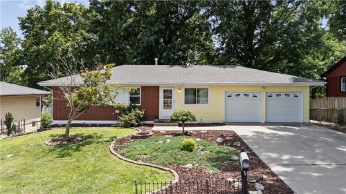 5013 Ne 58th St, Kansas City, MO, 64119-2445 | Card Image