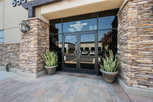 ste-102-555 Queensland Cir, Corona, CA, 92879-1380 | Card Image