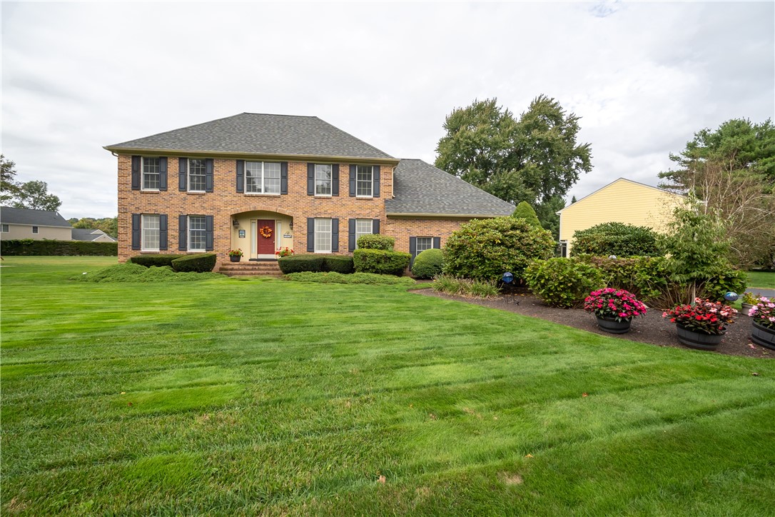 Mollie Dr, Cranston, RI 02921