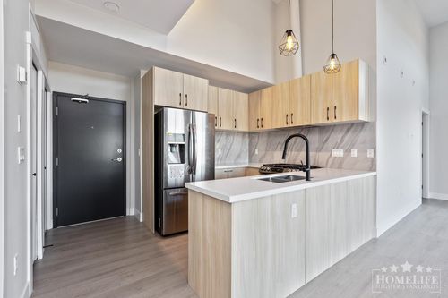 208-14858 60 Ave, Surrey, BC, V3S0B5 | Card Image