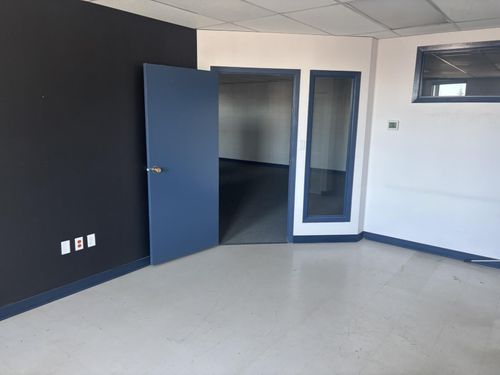 12122 163 St Nw, Edmonton, AB, T5V1H4 | Card Image