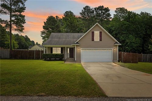 137 Boulder Ct, Raeford, NC, 28376-8554 | Card Image