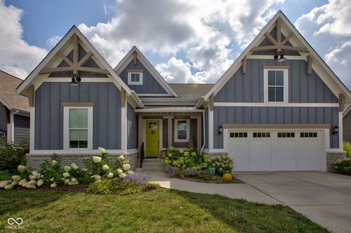 15365 Holcombe Dr, Westfield, IN, 46074-7933 | Card Image