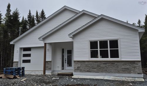 102 Moonlight Drive, Mount Uniacke, NS, B0N1Z0 | Card Image