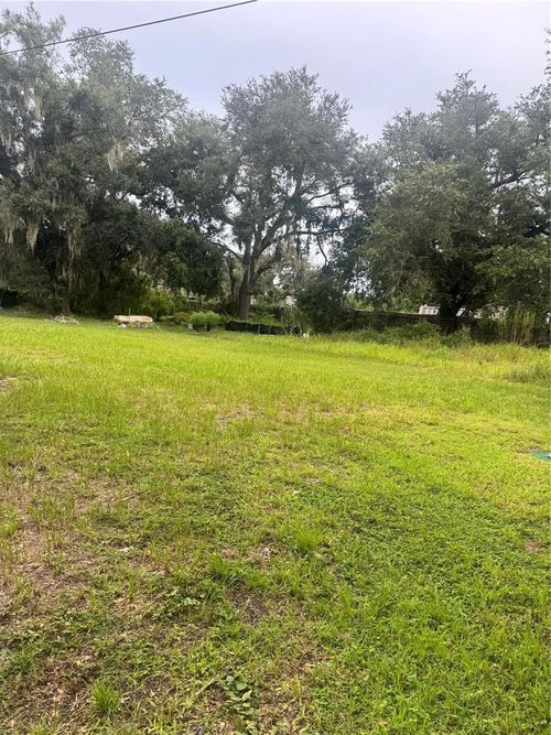 704 2nd Ave Ne, RUSKIN, FL, 33570-4010 | Card Image