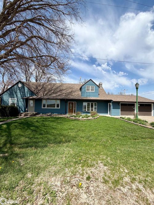 308 Fairview St, Dows, IA, 50071-5000 | Card Image