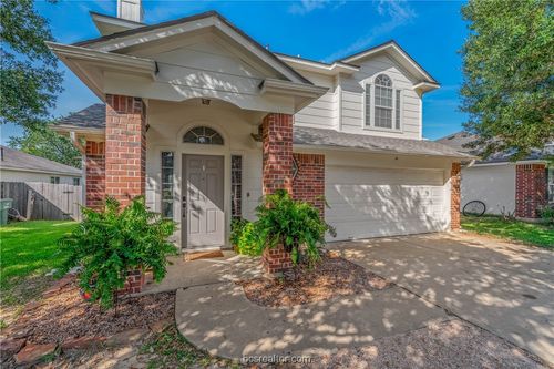 15304 Faircrest Ct, College Station, TX, 77845-7181 | Card Image