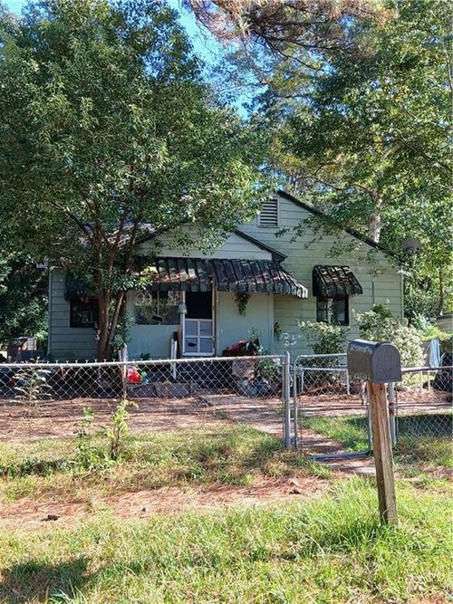 1301 Willow Ln, Mobile, AL, 36605-2322 | Card Image