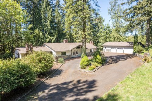 2041 Delameter Road, Castle Rock, WA, 98611 | Card Image
