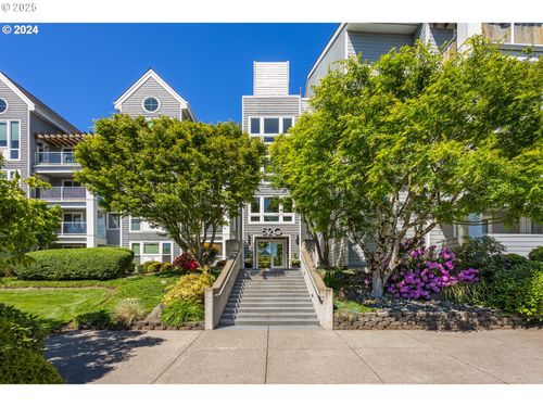 211-520 Se Columbia River Dr, Vancouver, WA, 98661-8031 | Card Image