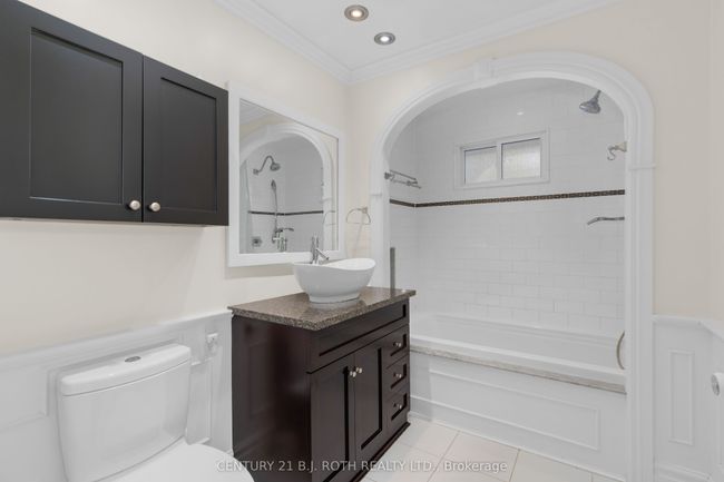 3763 Whitecap Dr, House other with 3 bedrooms, 2 bathrooms and 5 parking in Innisfil ON | Image 22