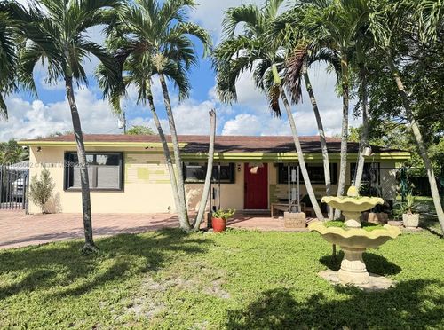 740 N 67th Ave, Hollywood, FL, 33024-7511 | Card Image