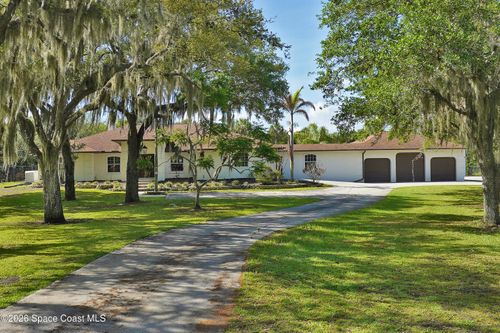 475 E Hall Rd, Merritt Island, FL, 32953-8410 | Card Image