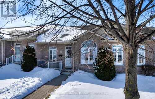 661 Southwood Way, Woodstock, ON, N4S9A6 | Card Image