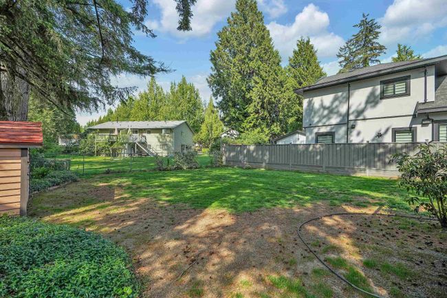 14885 92 Avenue, House other with 4 bedrooms, 2 bathrooms and 3 parking in Surrey BC | Image 36
