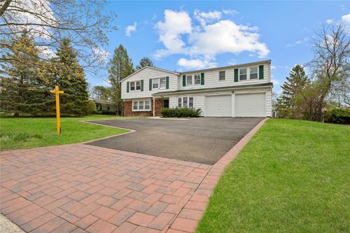 30 Brookfield Ln, South Setauket, NY, 11720-1410 | Card Image